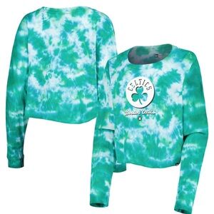 NWT Boston Celtics New Era Tie Dye Cropped Long Sleeve T-Shirt - Kelly Green XL